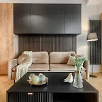 Ans Hanza Tower No 530 - Swimming Pool, Sauna, Jacuzzi, Viewing Terrace Апартаменти