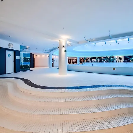 Ans Hanza Tower No 530 - Swimming Pool, Sauna, Jacuzzi, Viewing Terrace Lägenhet Szczecin