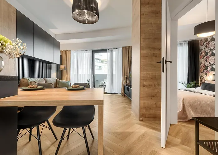 Ans Hanza Tower No 530 - Swimming Pool, Sauna, Jacuzzi, Viewing Terrace Appartement