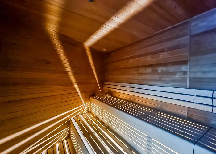 Ans Hanza Tower No 530 - Swimming Pool, Sauna, Jacuzzi, Viewing Terrace Appartement